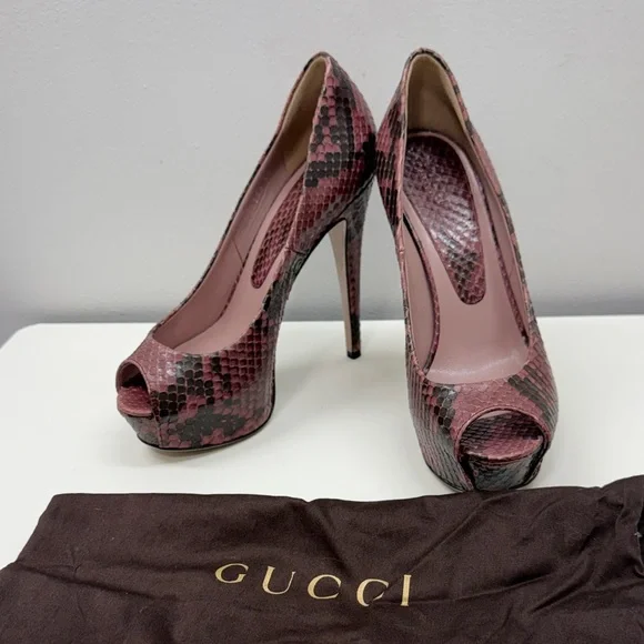 GUCCI PINK BLACK SNAKESKIN OPEN TOE PLATFORM PUMPS SIZE 36 EXCELLENT COND - Picture 2 of 12